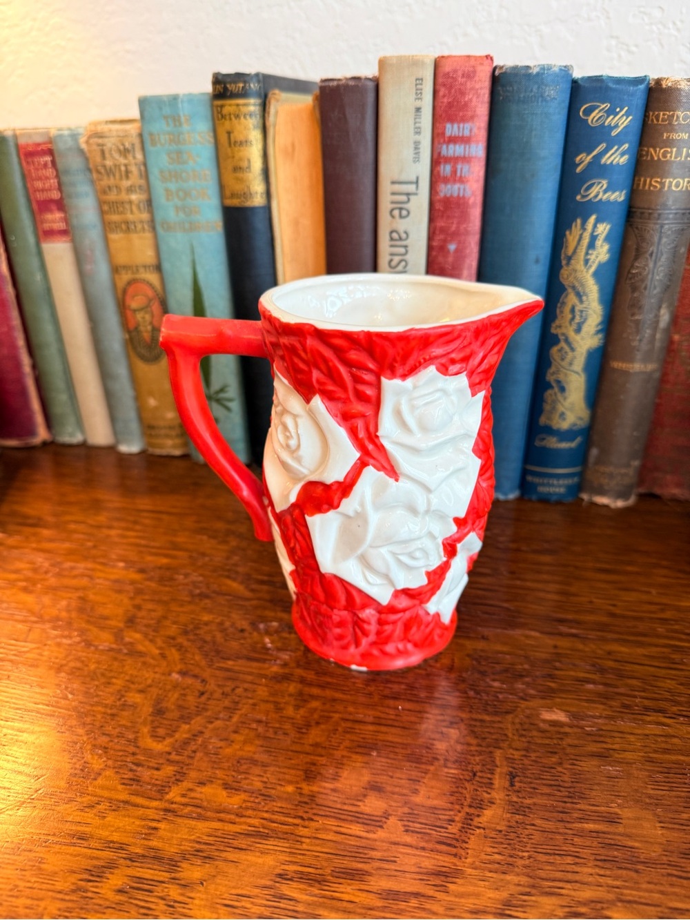 Rare Royal Trico Japan Ceramic Pitcher – Red & Cream Rose Relief, 1950s - Picture 13 of 14